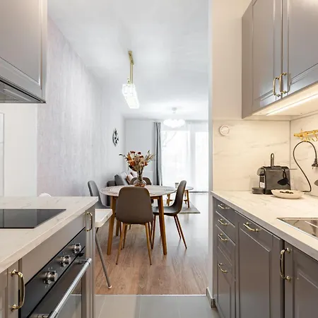 Near The River 2 Budapeşte