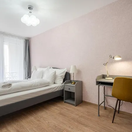 Near The River 2 * Budapeşte